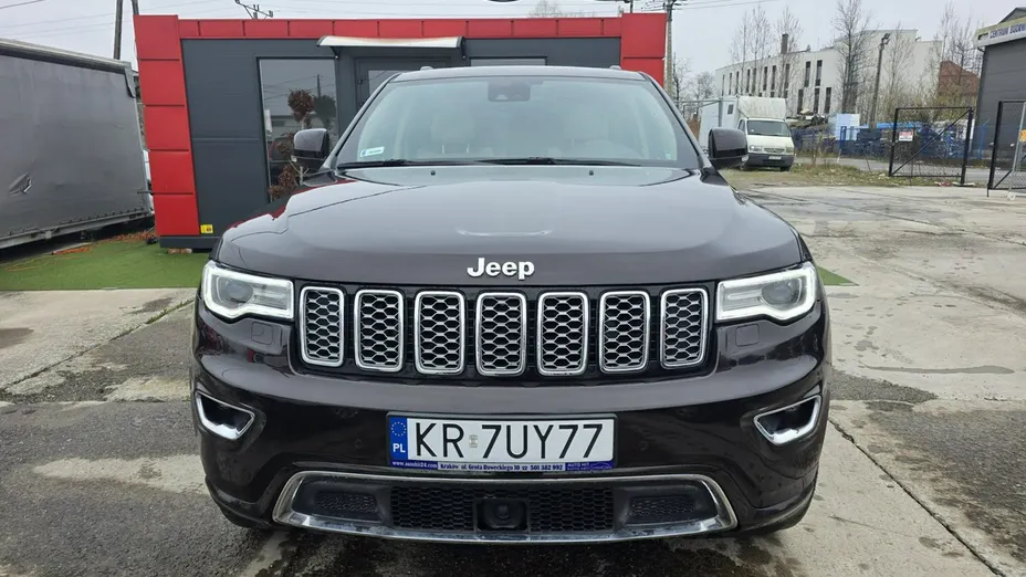 JEEP Grand Cherokee -