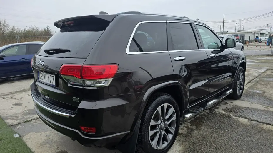 JEEP Grand Cherokee -