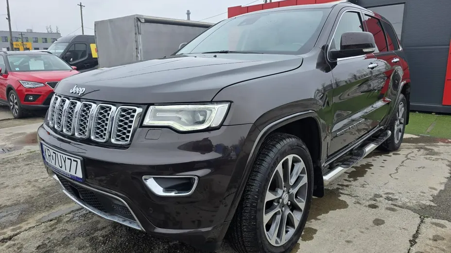 JEEP Grand Cherokee -