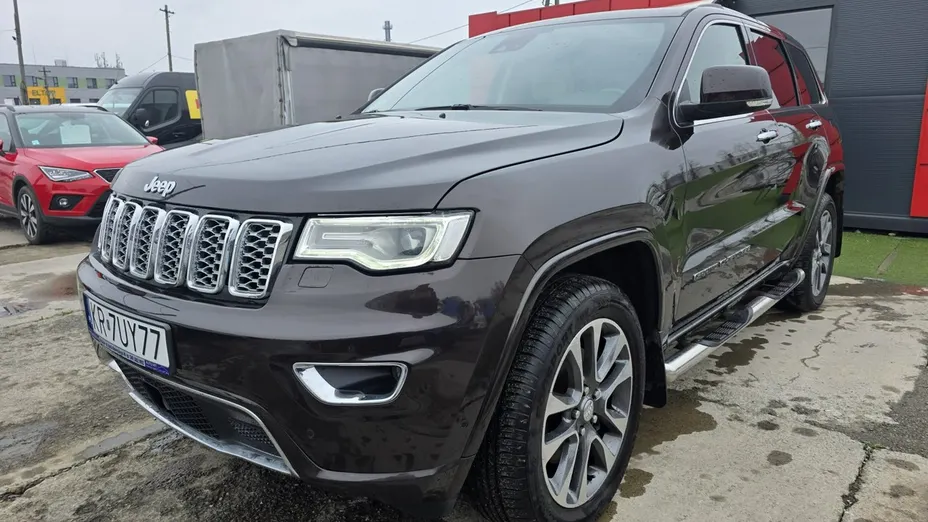 JEEP Grand Cherokee -