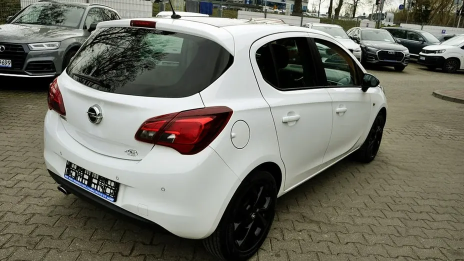 OPEL Corsa -