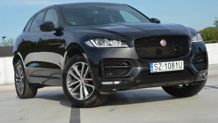 JAGUAR F-Pace -
