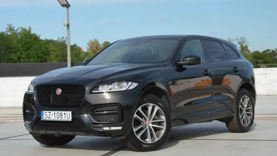 JAGUAR F-Pace -