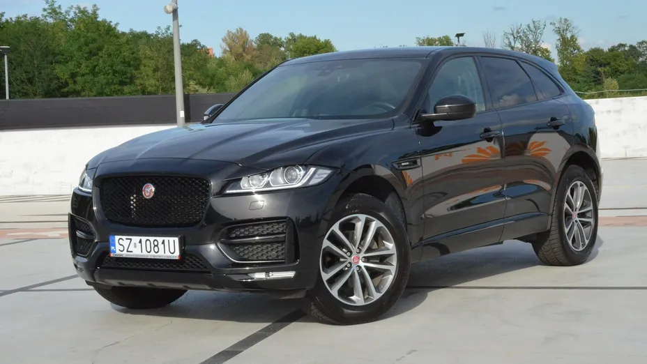 JAGUAR F-Pace -