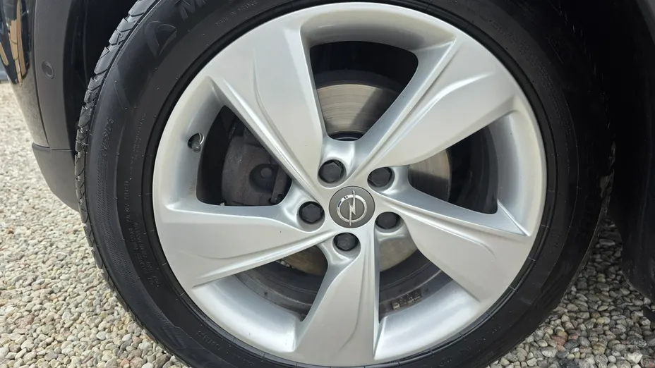 OPEL Grandland X -