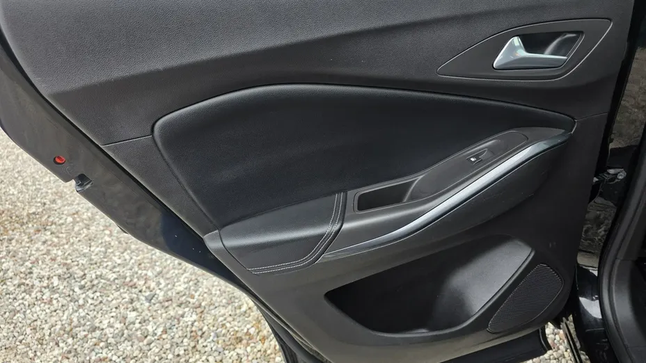 OPEL Grandland X -