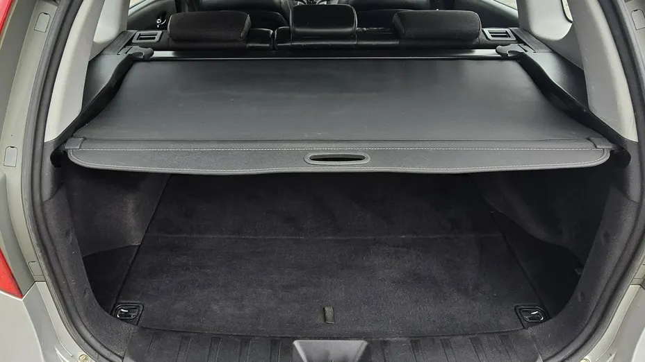 HYUNDAI i30 -