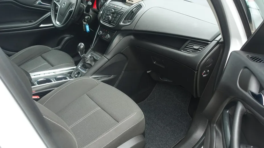 OPEL Zafira -