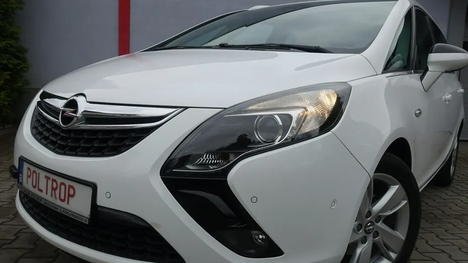 OPEL Zafira -