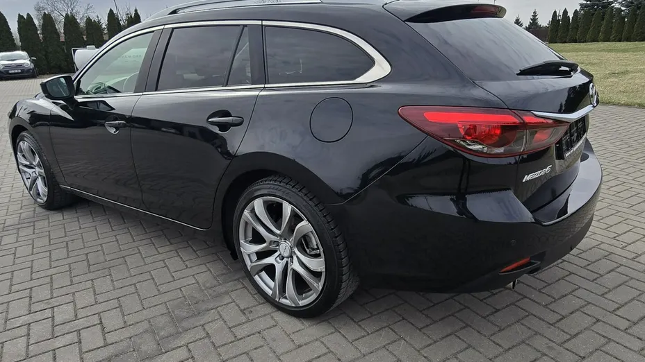 MAZDA 6 -