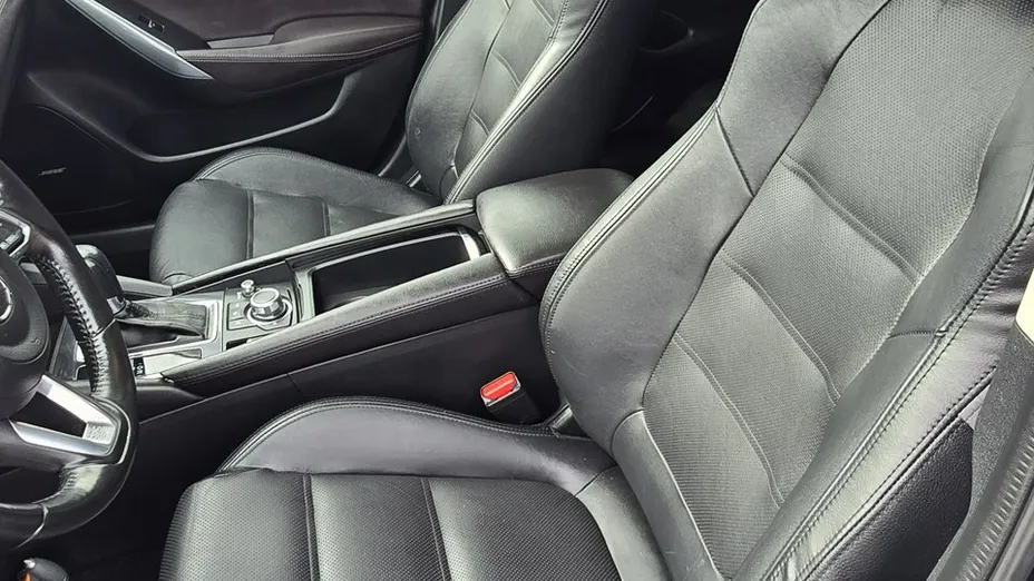 MAZDA 6 -