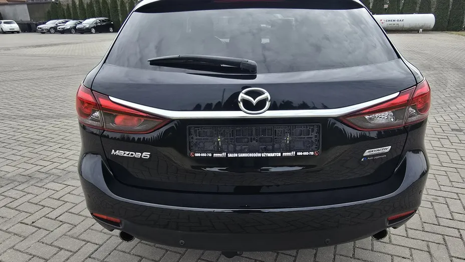 MAZDA 6 -