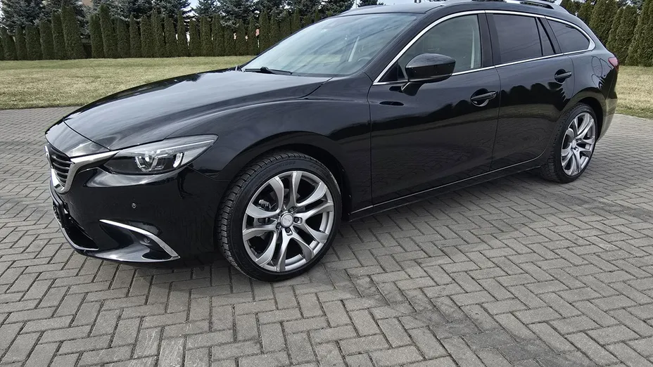 MAZDA 6 -