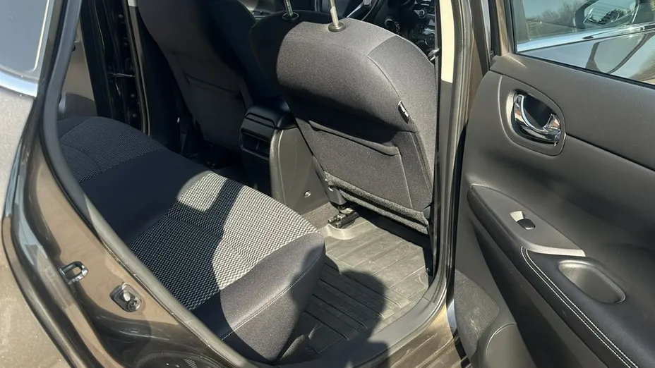 NISSAN Pulsar -