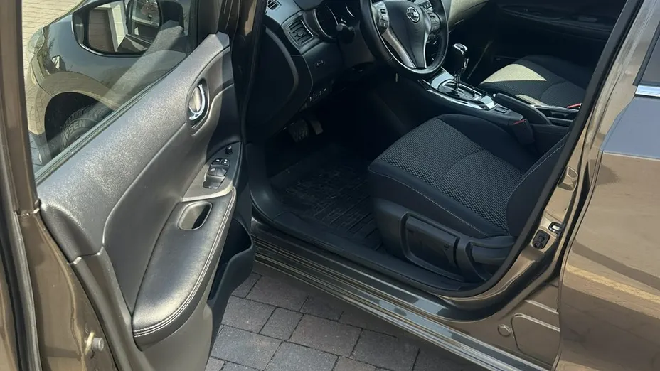 NISSAN Pulsar -