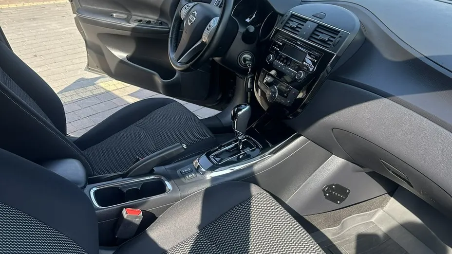 NISSAN Pulsar -