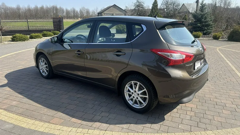 NISSAN Pulsar -