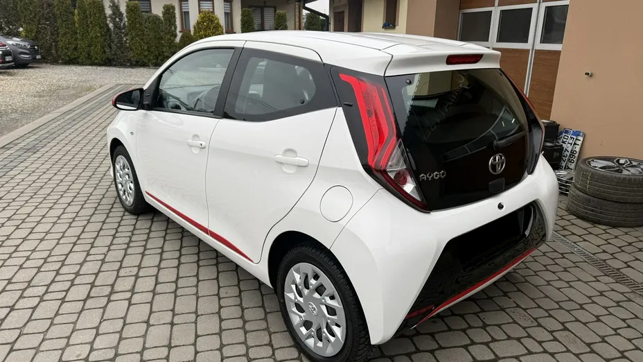 TOYOTA Aygo -