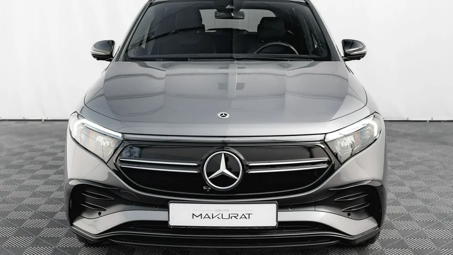 MERCEDES-BENZ EQA -