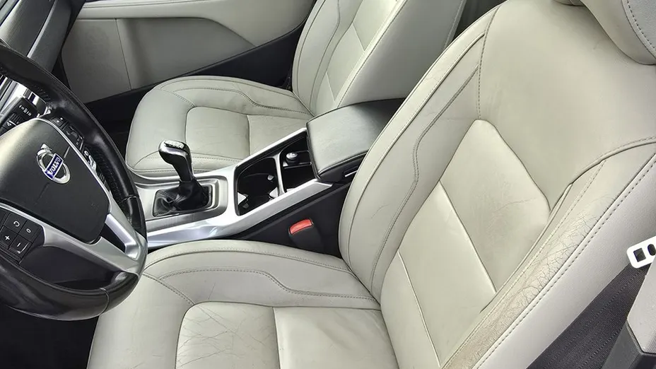 VOLVO V70 -