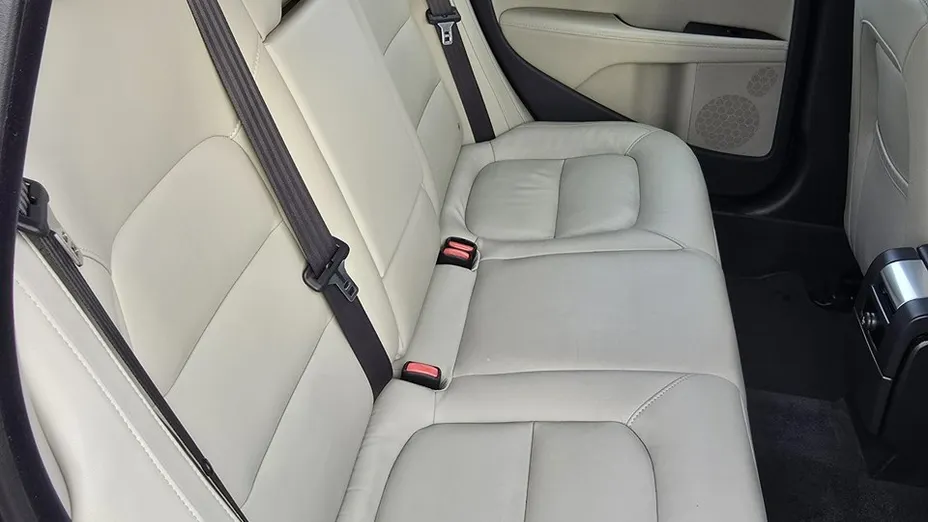 VOLVO V70 -