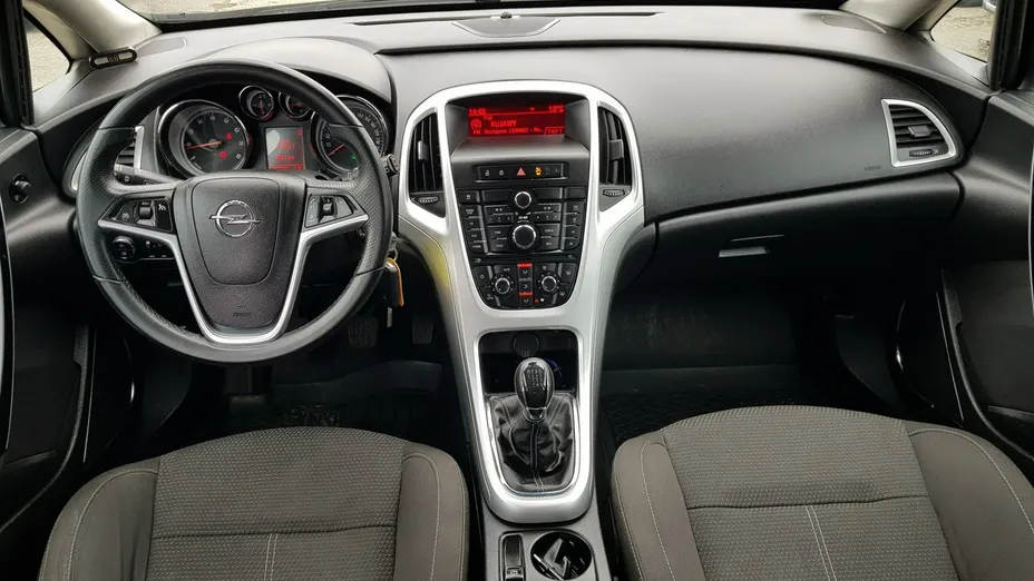 OPEL Astra -