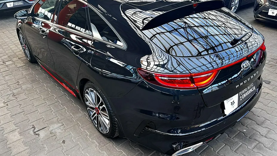 KIA ProCeed -