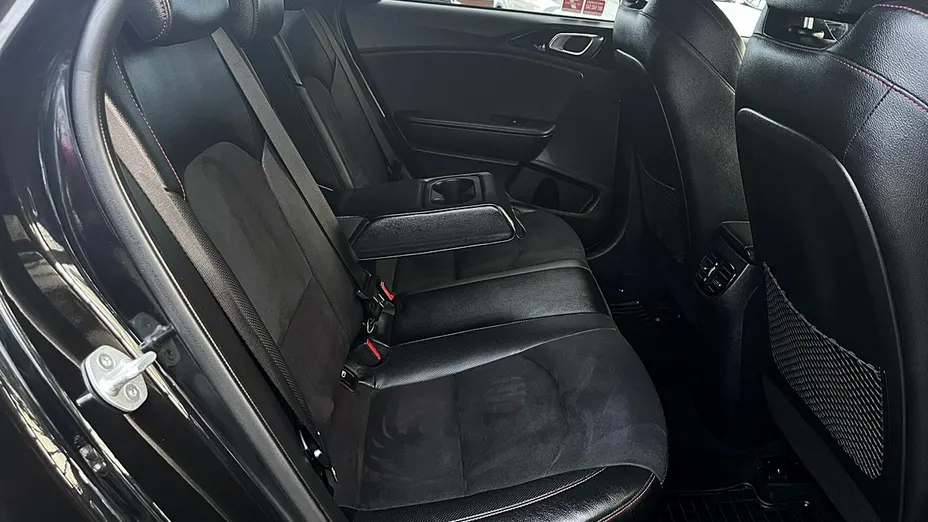 KIA ProCeed -