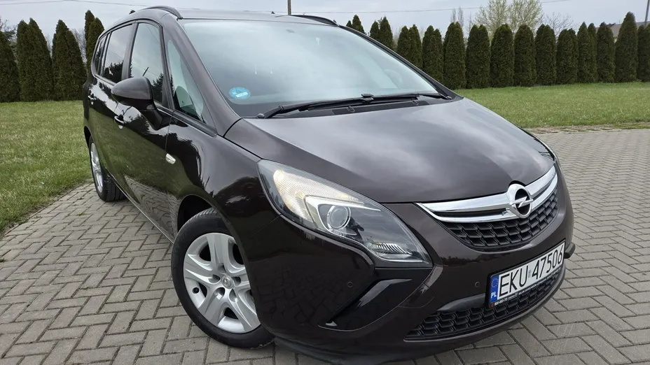 OPEL Zafira -