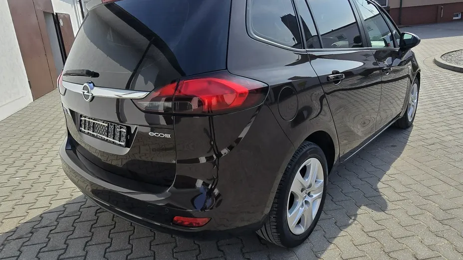 OPEL Zafira -