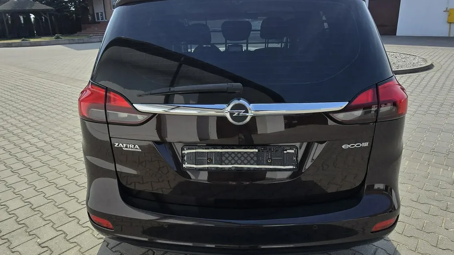 OPEL Zafira -