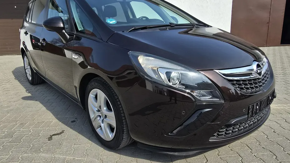 OPEL Zafira -