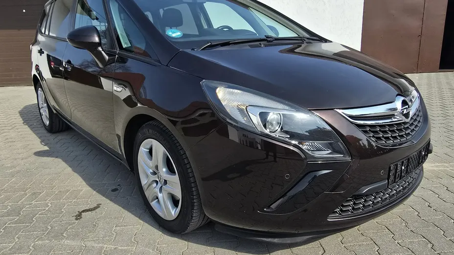 OPEL Zafira -