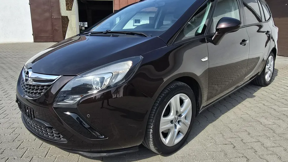 OPEL Zafira -