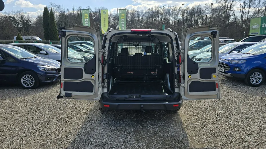 FORD Tourneo Connect -