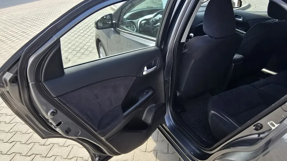 HONDA Civic -