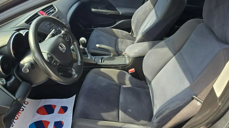 HONDA Civic -