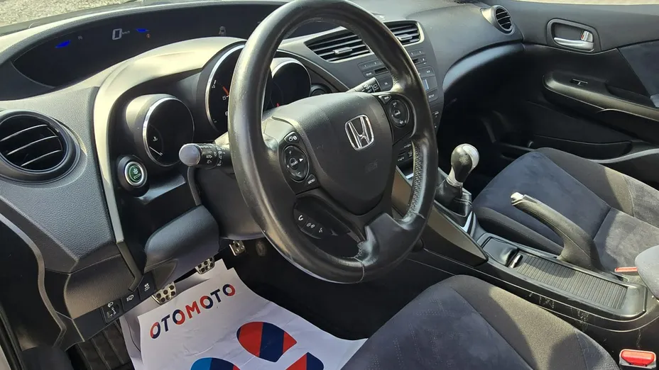 HONDA Civic -