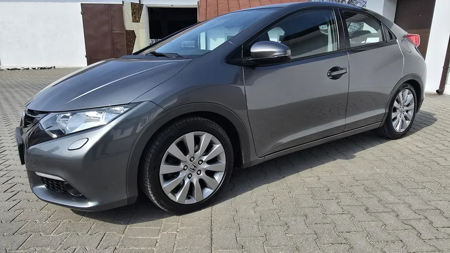 HONDA Civic -
