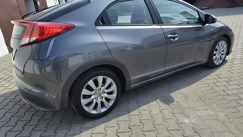 HONDA Civic -