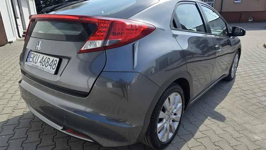HONDA Civic -
