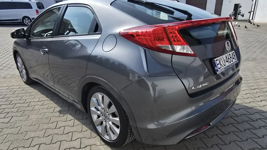 HONDA Civic -
