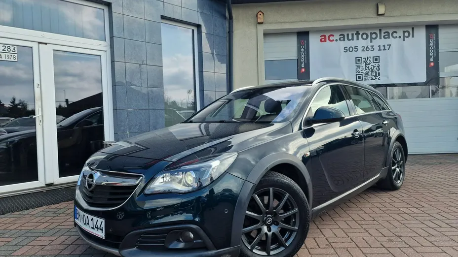OPEL Insignia -