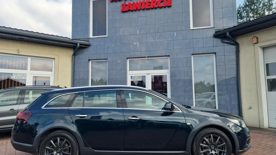 OPEL Insignia -