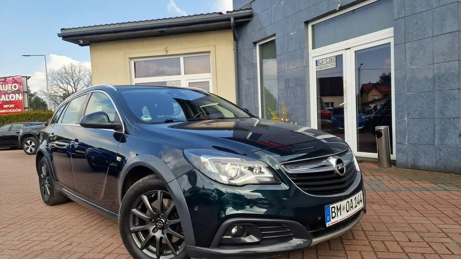 OPEL Insignia -