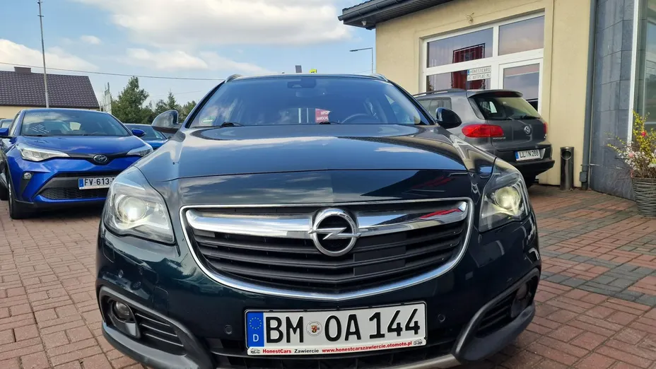 OPEL Insignia -