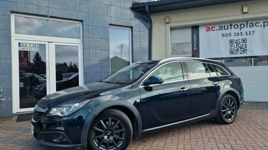 OPEL Insignia -