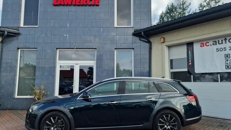OPEL Insignia -