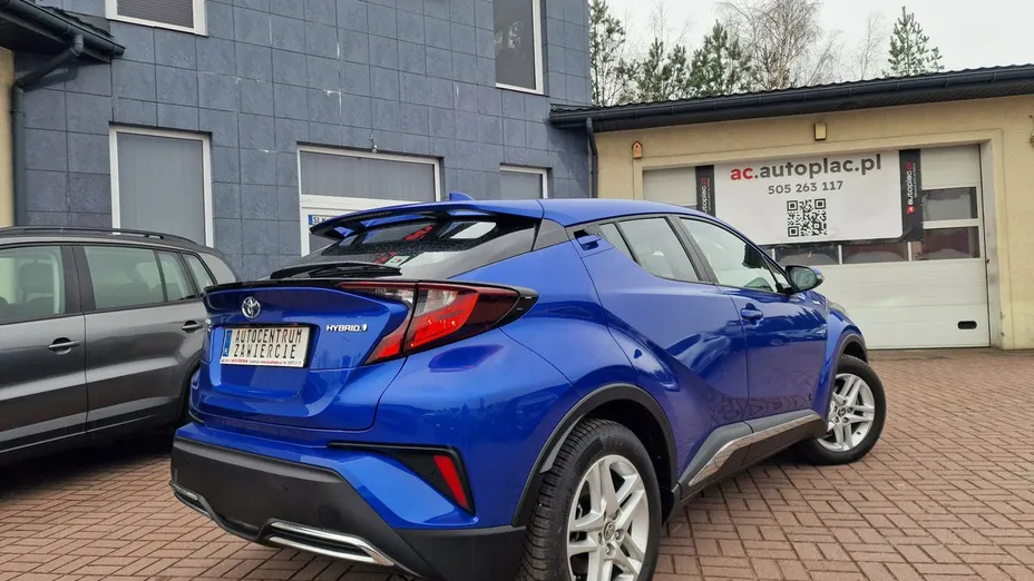 TOYOTA C-HR -