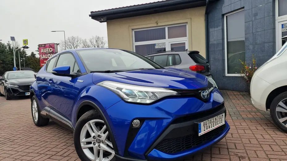 TOYOTA C-HR -